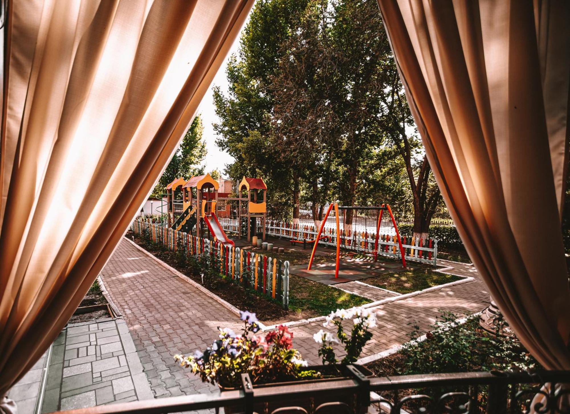 Marko Polo Hotel Aksay Exterior foto